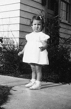 Picture of Sandra Lee Willis, age 16 months, Aberdeen, Maryland November 1942