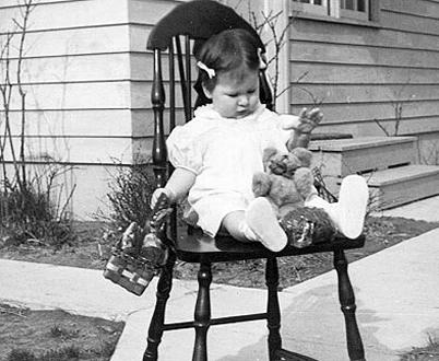Picture of Sandra Lee Willis, age 9 months,  Easton, Maryland Easter 1942