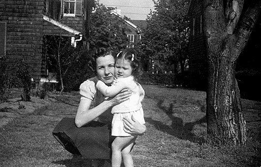 Picture of Sandra Lee Willis, age 22 months, with mother Dorothy C. Willis Easton, Maryland, May 1943